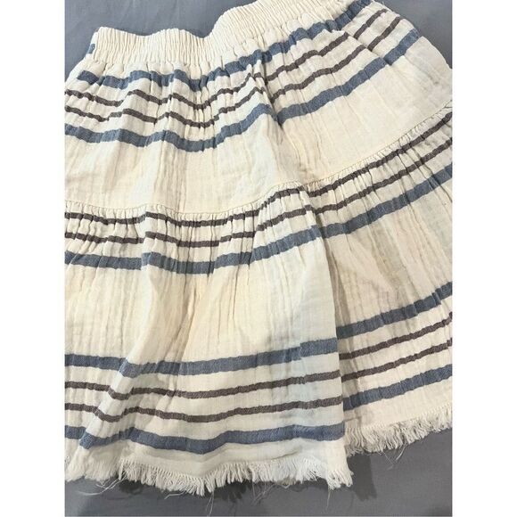 Zara skirt  - Picture 3 of 3